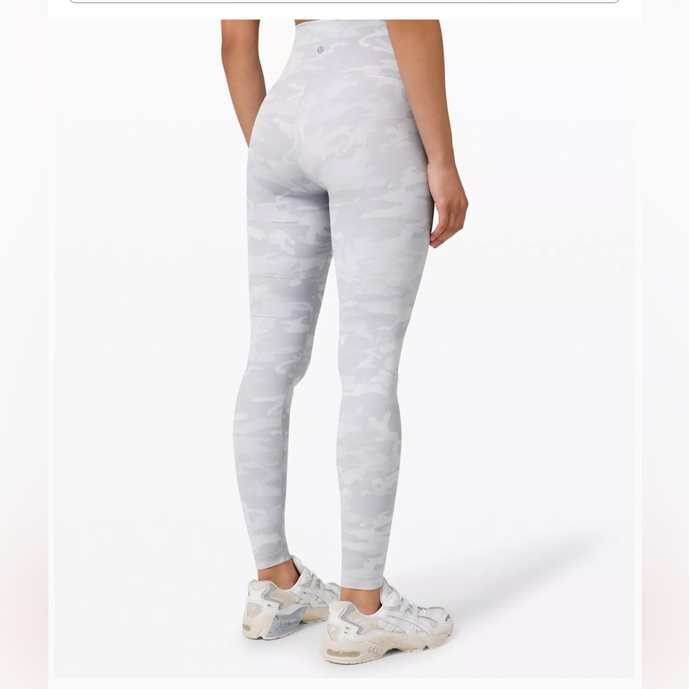 🍋LULULEMON🍋 Wunder Under High Rise Tight 25” - Picture 3 of 9
